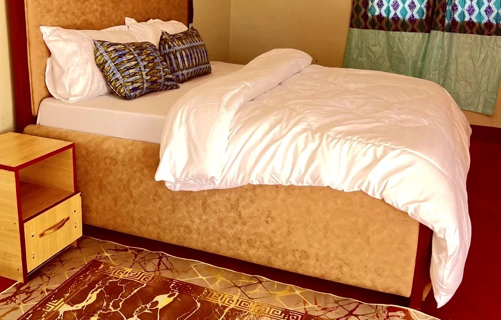 Victoria Bliss & Breeze Business or Leisure How to Book the Right Hotel for a Short Stay Without Overpaying Image